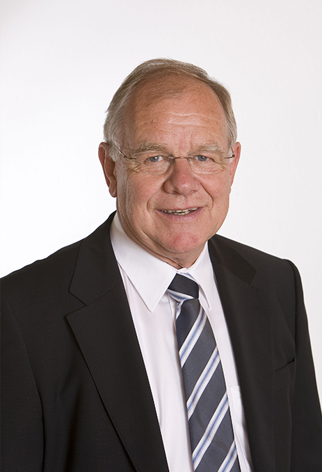 Dr. iur. Hans Hess<br>Konsulent